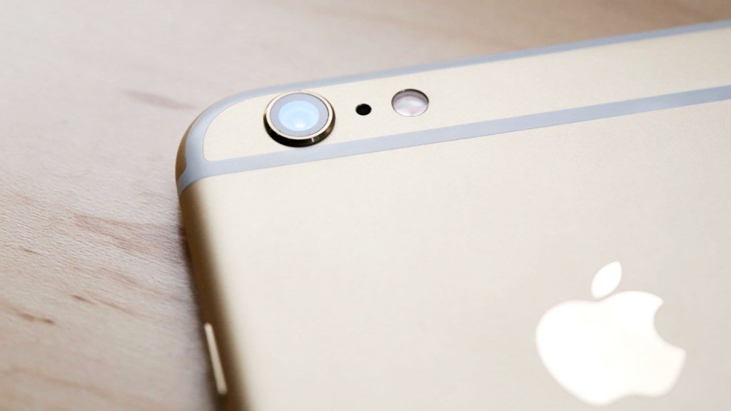 Apple registra nueva patente de una cámara de 3 sensores